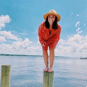 Meet your Posher, Jewel